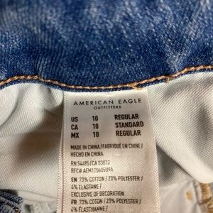 AMERICAN EAGLE high rise ripped skinny jeans